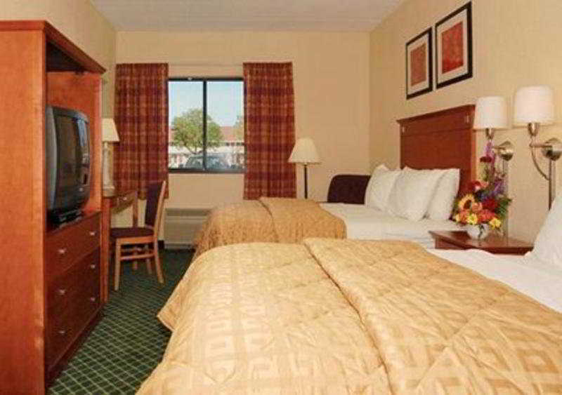 La Quinta By Wyndham Philadelphia Airport 3*
